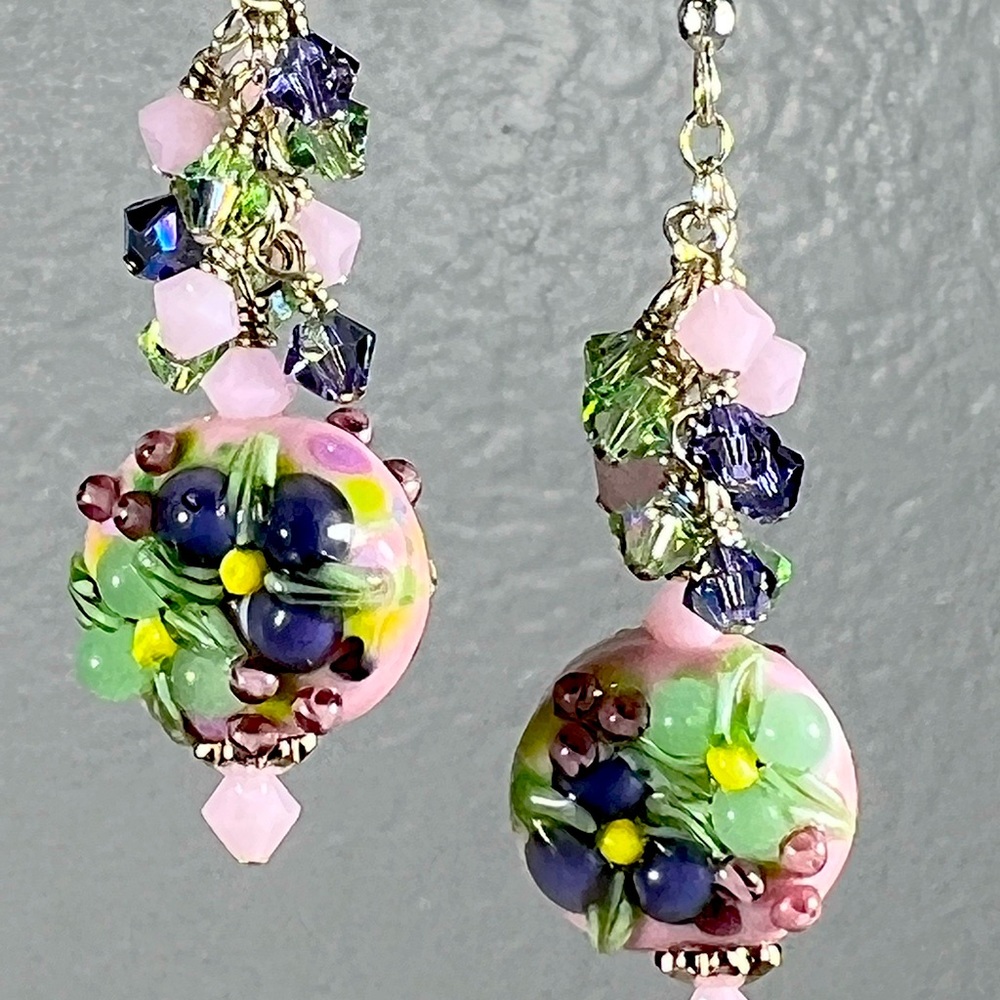 FLOWER LAMPWORK SWAROVSKI DANGLING STERLING SILVER EARRING
